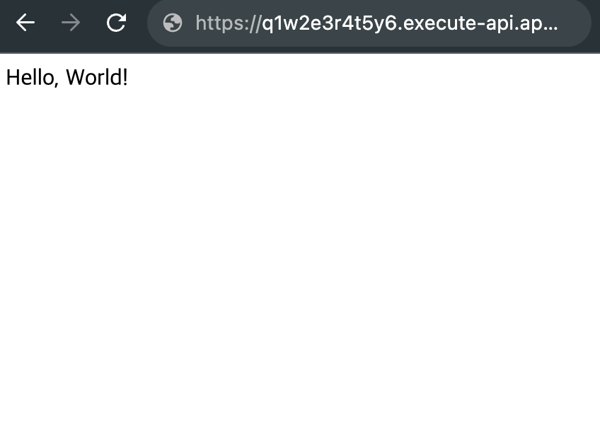 배포 후 자동 생성 된 API 게이트웨이 도메인 접속 후 'Hello, World!' 출력 화면